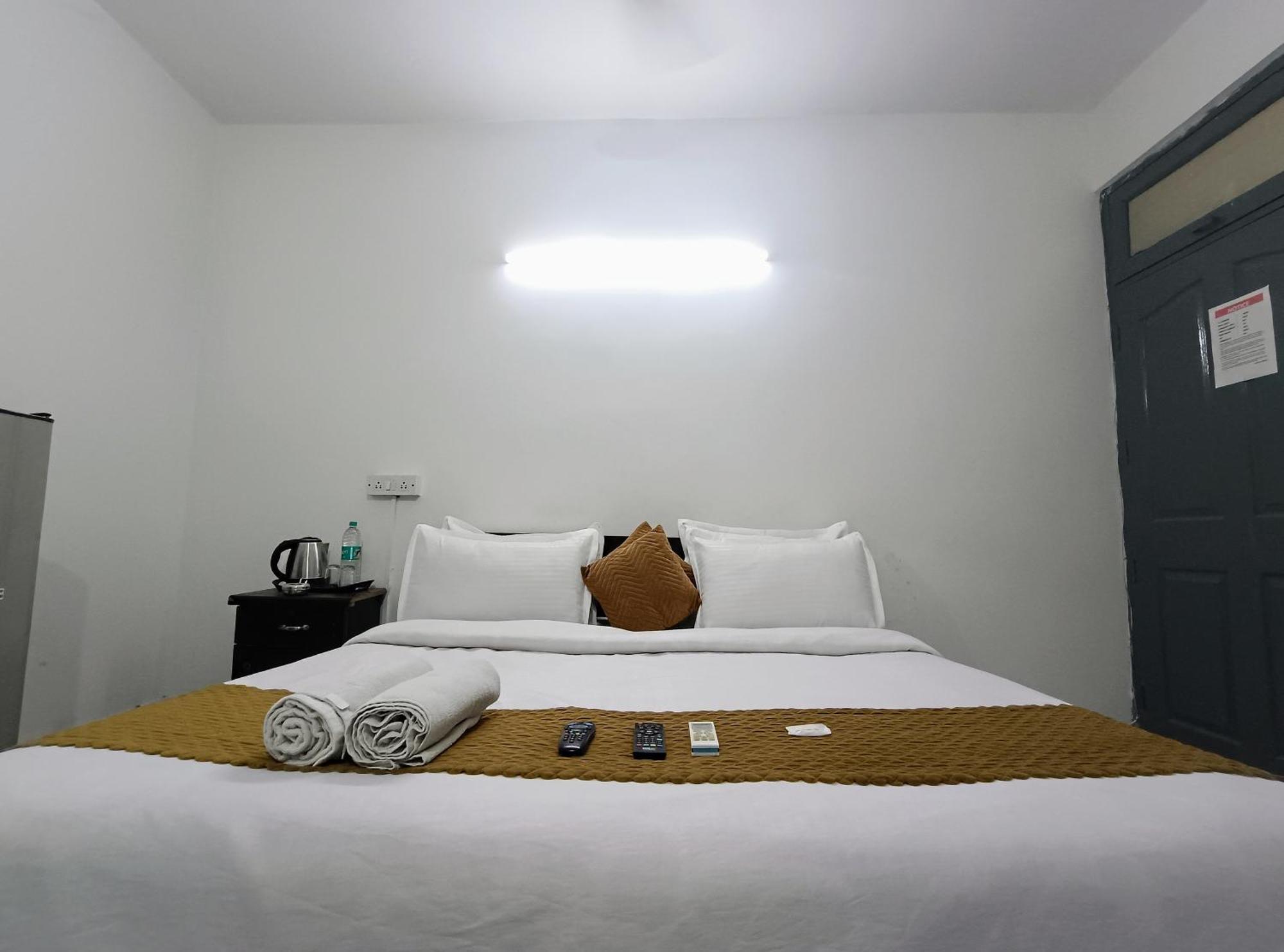 Hotel Hauz Khas Fort View نيودلهي المظهر الخارجي الصورة